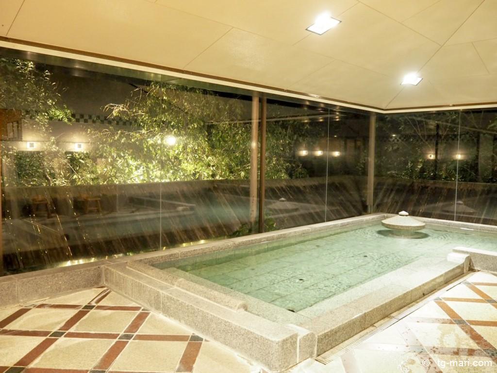 坐漁荘大浴場